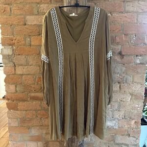 Entro Women's Dress Size M Very Cute Gauzy Long Sleeve Brown